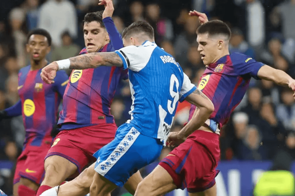 Problemet në mbrojtje shqetësojnë Flick para përballjes vendimtare ndaj Atleticon Madridit