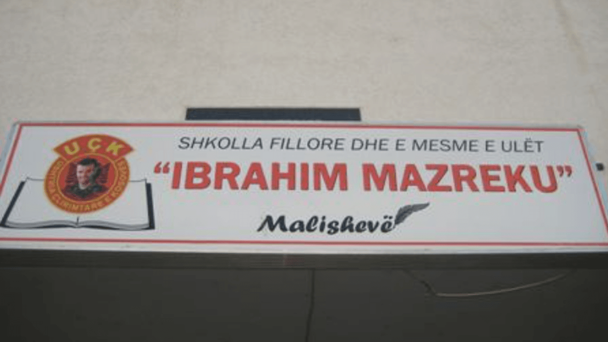Tragjedia në Malishevë, sot ditë zie dhe pezullim i mësimit në shkollën e dy nxënësve Tragjedia në Malishevë, sot ditë zie dhe pezullim i mësimit në shkollën e dy nxënësve