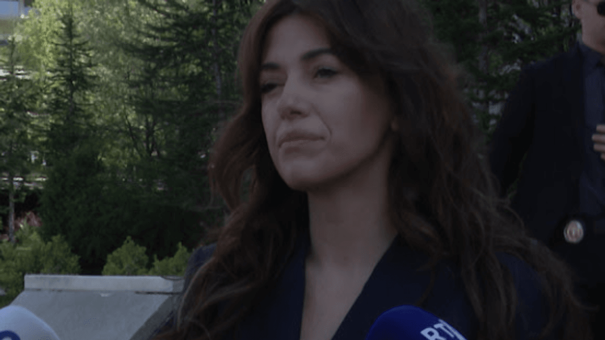 Homazhe për dëshmorët në Prishtinë, nderohet Zahir Pajaziti dhe sakrifica për liri Homazhe për dëshmorët në Prishtinë, nderohet Zahir Pajaziti dhe sakrifica për liri
