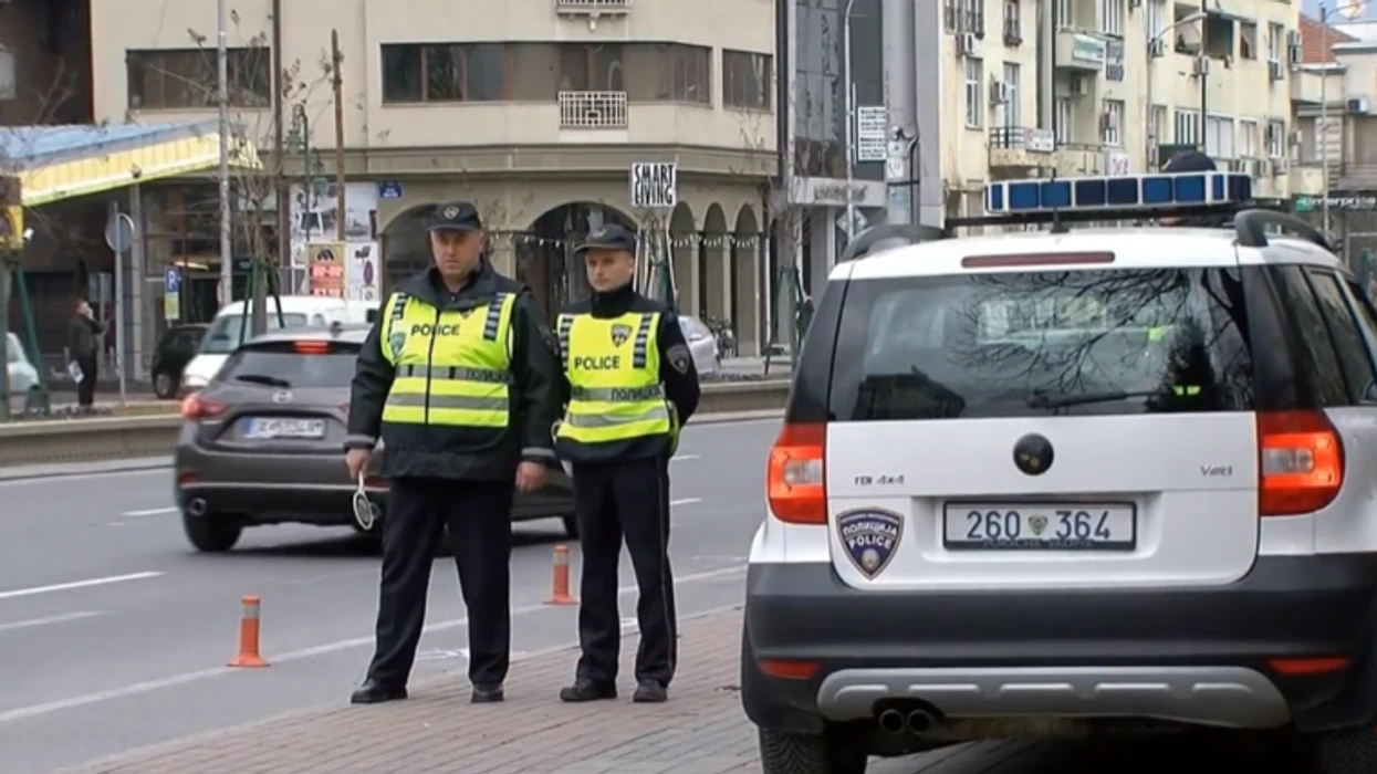 MPB jep detaje për denoncimet për bomba në dy qendrat tregtare në Shkup