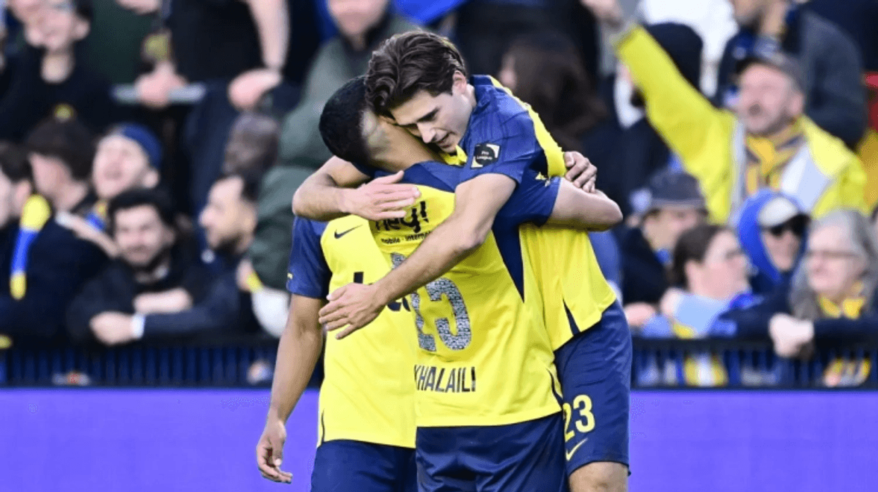 Besfort Zeneli me gol të bukur vendos derbin e Belgjikës Besfort Zeneli me gol të bukur vendos derbin e Belgjikës