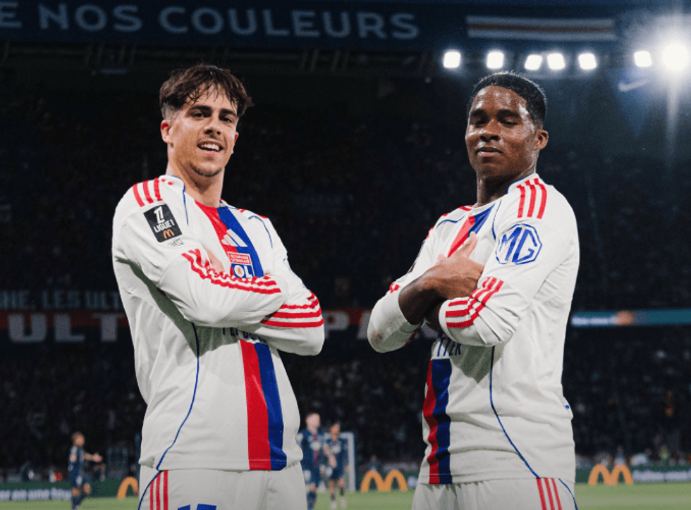 Endrick shkëlqen ndaj PSG-së - hapet gara për titull, Vitinha lëndohet