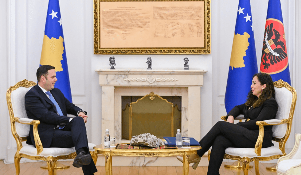 Mushkolaj: Zgjedhjet mund t’i konvenojnë vetëm LDK-së, do të ishin shpëtim për Abdixhikun dhe Osmanin