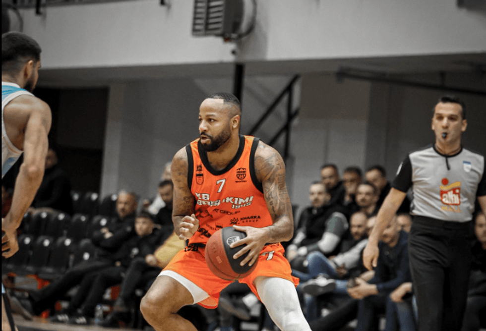 Bashkimi mposht Borën në fund dhe merr avantazhin në gjysmëfinale