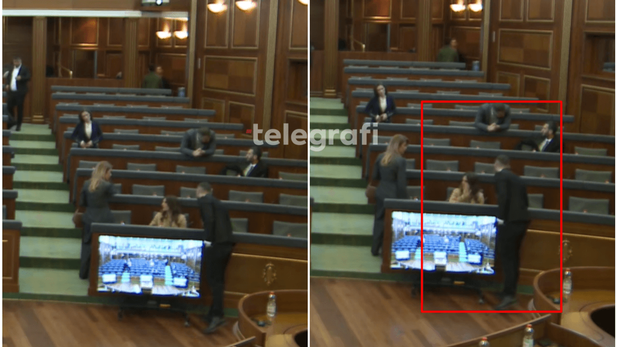 Tentoi t'i fliste pas ofendimit të rëndë, Vlora Çitakut injoron Fatos Gecin Tentoi t'i fliste pas ofendimit të rëndë, Vlora Çitakut injoron Fatos Gecin
