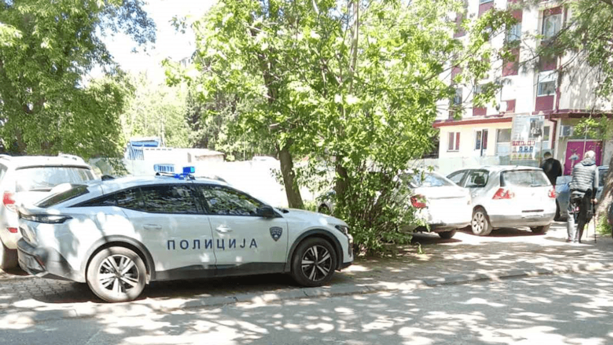 Ish-kryetari i Komunës së Aerodromit Ivica Konevski, është investitor në ndërtesën ku vdiq një punëtor nga rrëshqitja e dheut Ish-kryetari i Komunës së Aerodromit Ivica Konevski, është investitor në ndërtesën ku vdiq një punëtor nga rrëshqitja e dheut