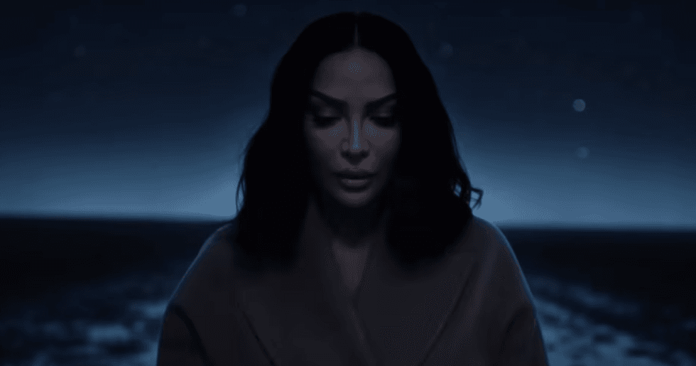 Në ditëlindjen e 47-të, Rovena Stefa i kushton një këngë babait të ndjerë: Ende më duket e pabesueshme