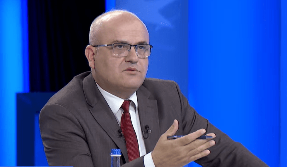 Avdyli: Rritja politike e Kurtit erdhi edhe nga bashkëpunimi me Vjosa Osmanin