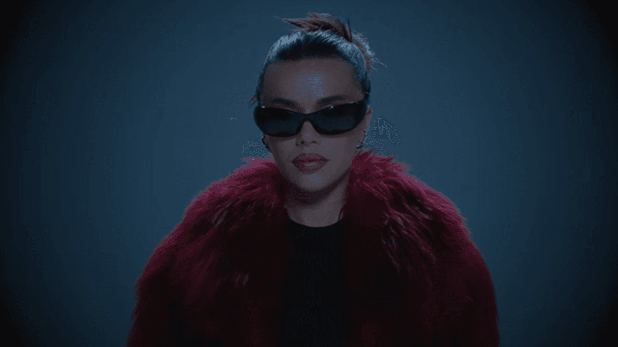 Tayna publikon albumin e ri “Genesis” me 10 këngë dhe bashkëpunime të njohura Tayna publikon albumin e ri “Genesis” me 10 këngë dhe bashkëpunime të njohura