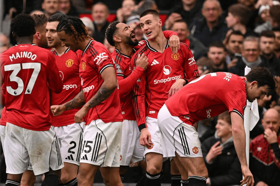 Verë e ngjeshur, Manchester United planifikon pesë përforcime për sezonin e ri