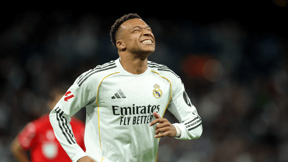Tifozët e Real Madridit fishkëllejnë Kylian Mbappen, tifozët në “Santiago Bernabeu” të zemëruar pas një sezoni pa trofe
