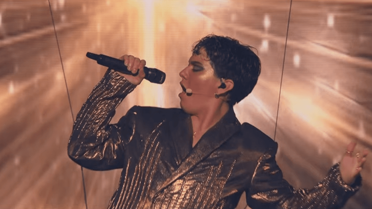 Spektakël i madh në hapjen e finales së Eurovision 2026 – JJ pushton skenën me “Wasted Love” Spektakël i madh në hapjen e finales së Eurovision 2026 – JJ pushton skenën me “Wasted Love”