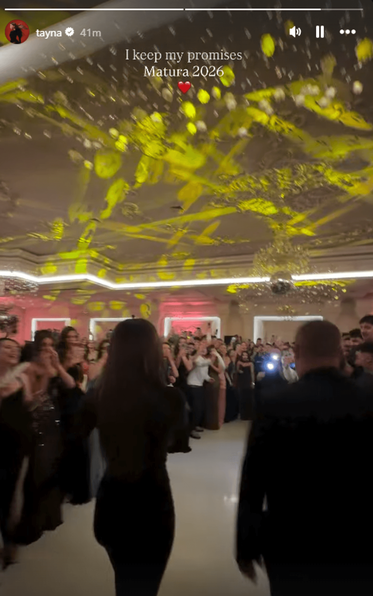 "I mbaj premtimet", Tayna surprizon maturantët në Prishtinë 1 image