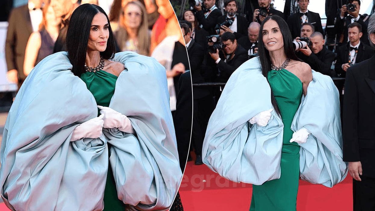 Demi Moore tërheq vëmendjen në mbylljen e Festivalit të Filmit në Kanë me një paraqitje të pazakontë në tapetin e kuq