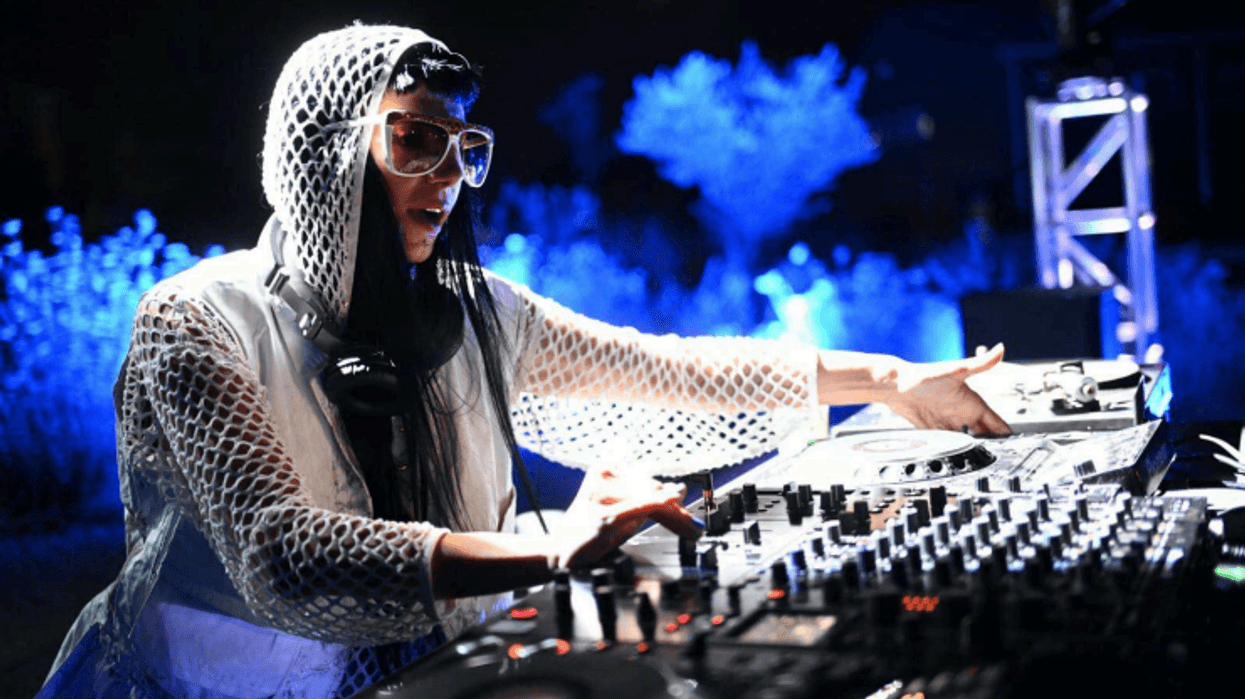 Oda Haliti, artistja nga Kosova do të performojë në “Lyon Biennale” – një nga eventet më prestigjioze ndërkombëtare të artit bashkohor Oda Haliti, artistja nga Kosova do të performojë në “Lyon Biennale” – një nga eventet më prestigjioze ndërkombëtare të artit bashkohor
