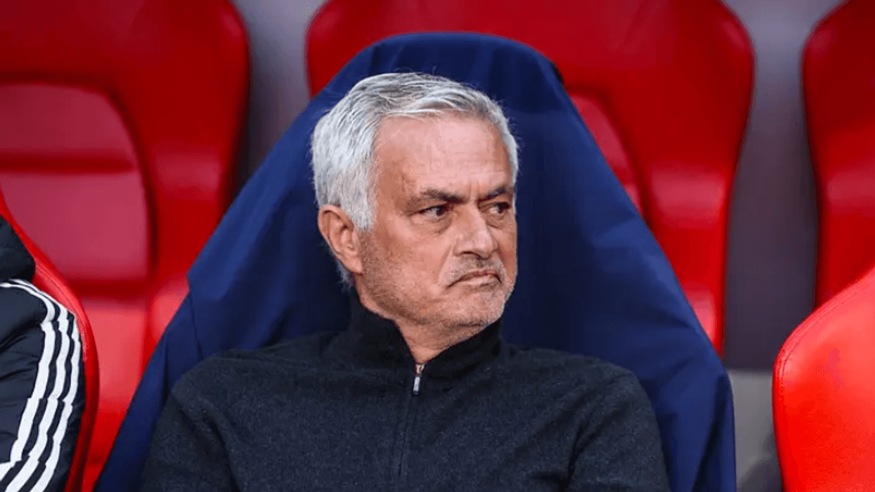 Klauzola e Mourinhos te Benfica rritet, ka tensione në Lisbonë Klauzola e Mourinhos te Benfica rritet, ka tensione në Lisbonë