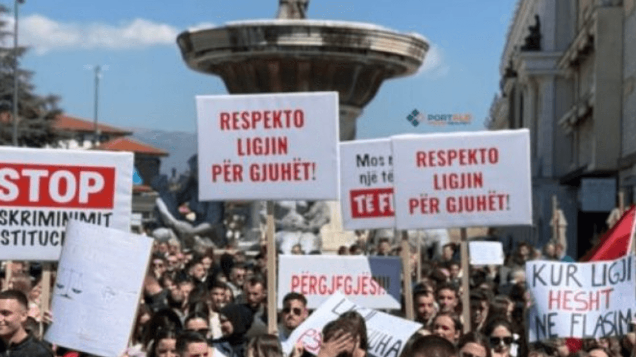 Ende nuk ka zgjidhje konkrete për çështjen e provimit të Jurisprudencës Ende nuk ka zgjidhje konkrete për çështjen e provimit të Jurisprudencës
