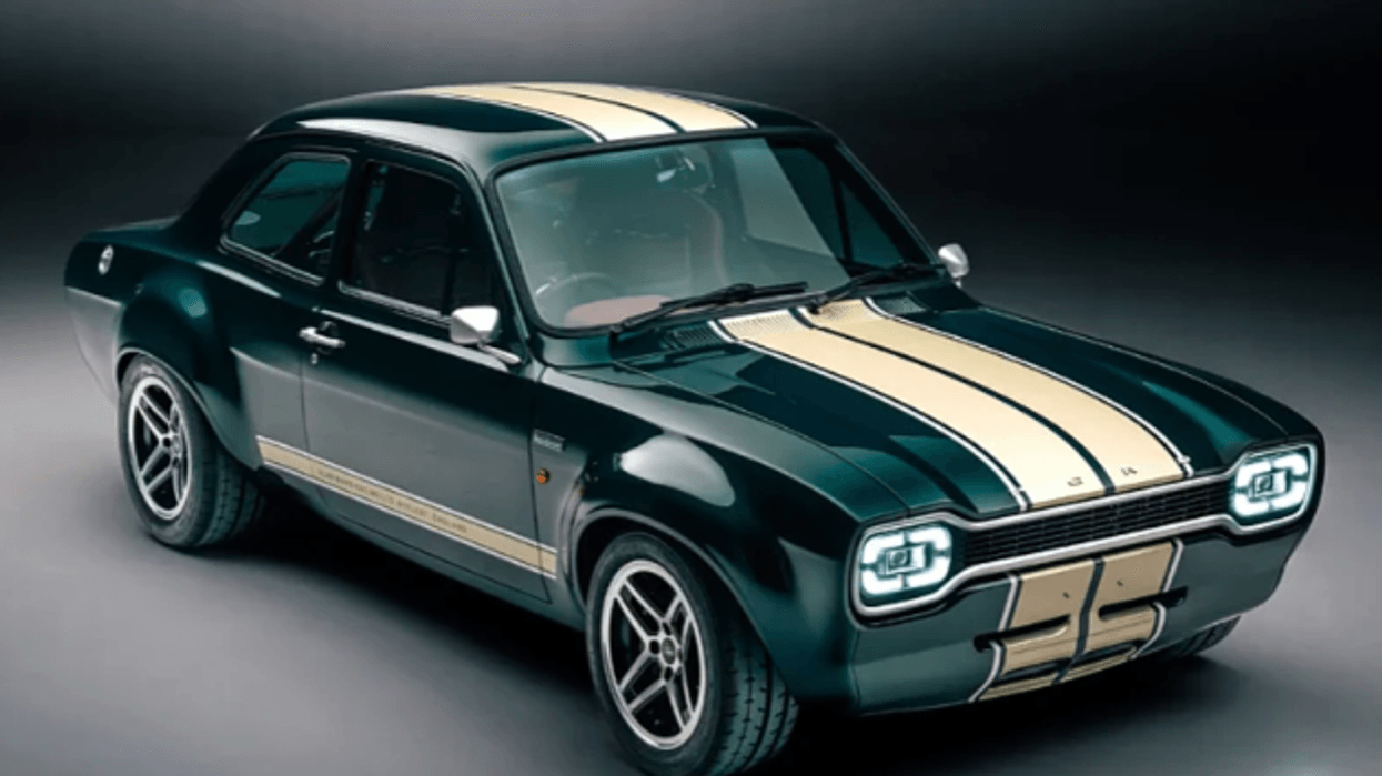 Ford Escort RS i ri prezantohet si premierë në Londër