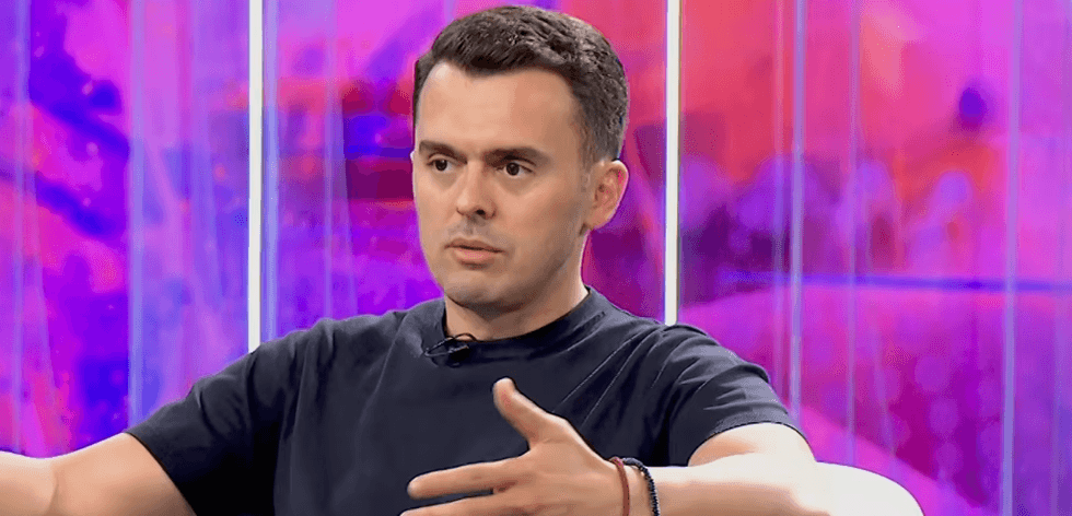 Pas një mungese të gjatë, rikthehet Korab Shaqiri: Ishte një kohë e vështirë për muzikantët e mirë