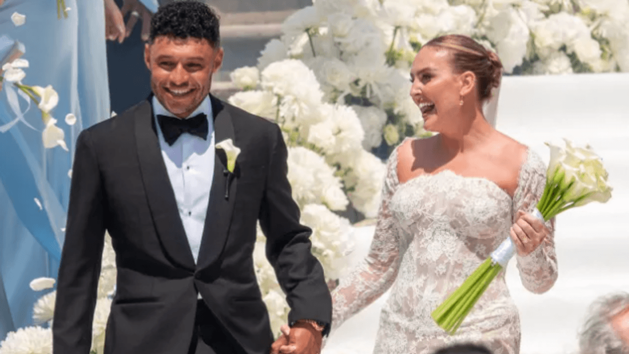 Martohen Alex Oxlade-Chamberlain dhe Perrie Edwards Martohen Alex Oxlade-Chamberlain dhe Perrie Edwards