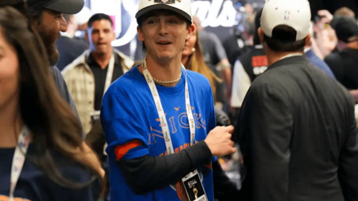 Timothee Chalamet thumbon ceremoninë Oscars derisa festoi titullin e New York Knicks