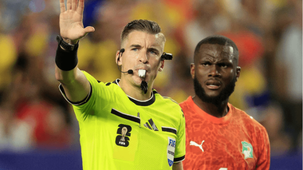 FIFA i ka shpallur luftë fenomenit më bezdisës në futboll - duket se po fiton
