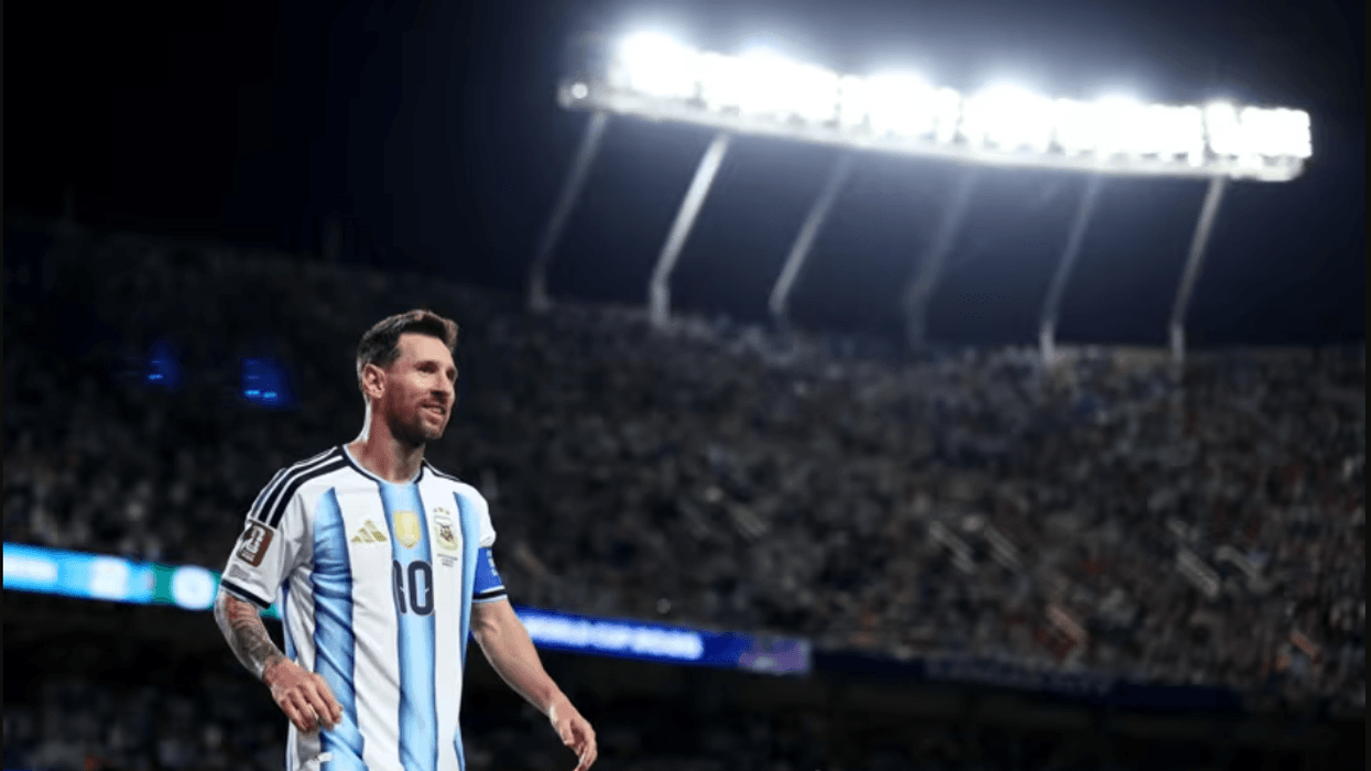 I jashtëzakonshmi Messi kompleton het-trikun – Argjentina po e demolon Algjerinë