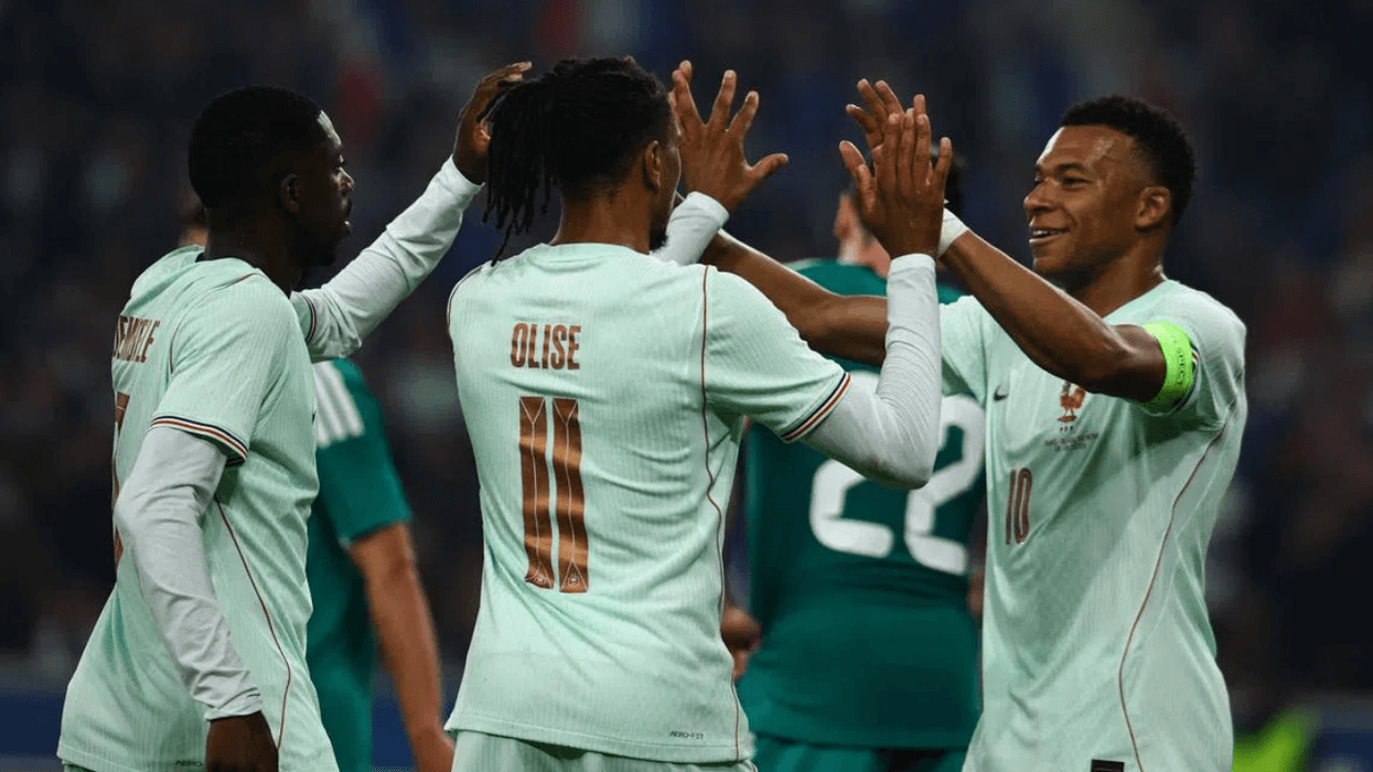 Mbappe flet për marrëdhënien që ka me Dembelen: Mund të përmirësohet në fushë Mbappe flet për marrëdhënien që ka me Dembelen: Mund të përmirësohet në fushë