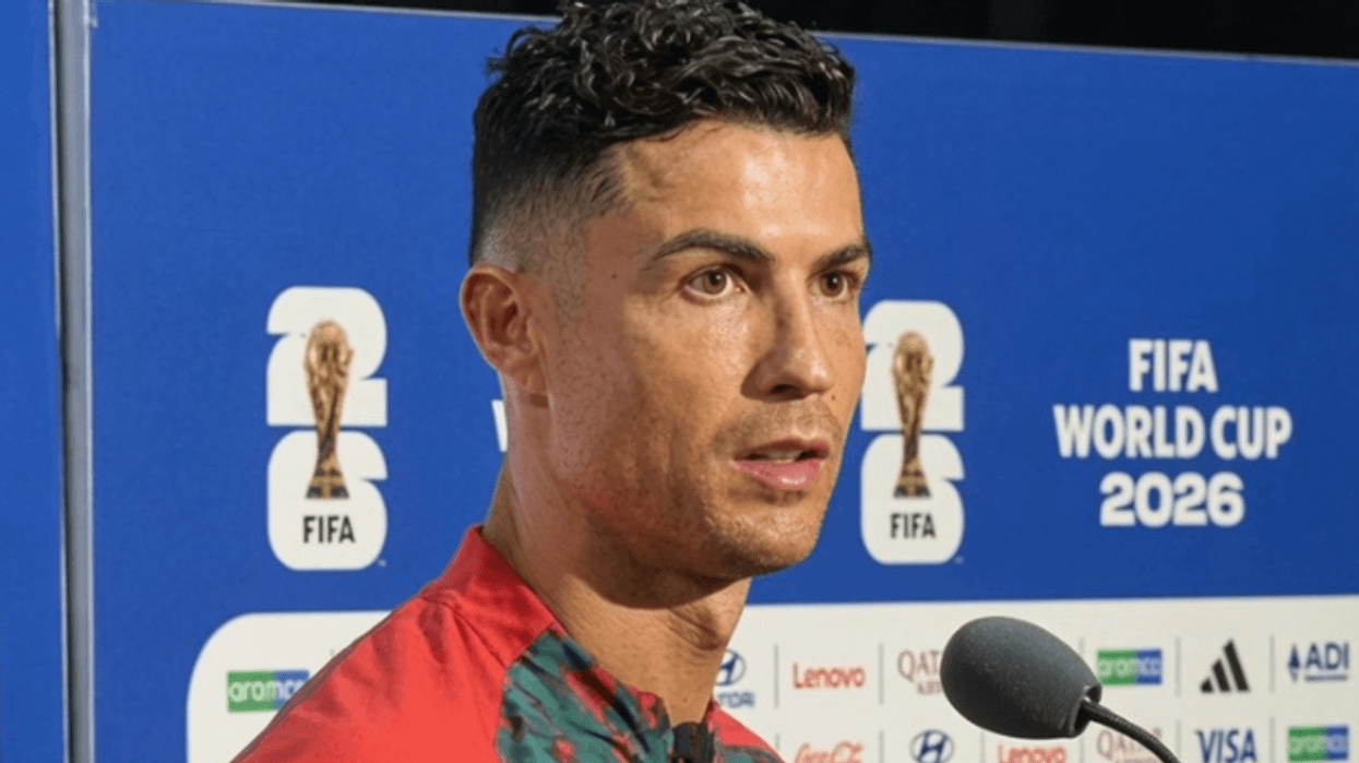 Shikoni si reagoi Ronaldo ndaj një pyetjeje në lidhje me Messin