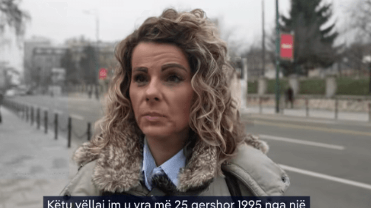 Motra kërkon drejtësi për vëllain e vrarë nga snajperistët, hetimi për “Sarajevo Safari” pa akuza pas 30 vitesh