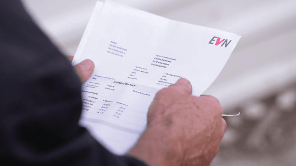 KRRE paralajmëron ndryshime: Tarifa e lirë e energjisë elektrike mund të vendoset edhe të shtunën KRRE paralajmëron ndryshime: Tarifa e lirë e energjisë elektrike mund të vendoset edhe të shtunën