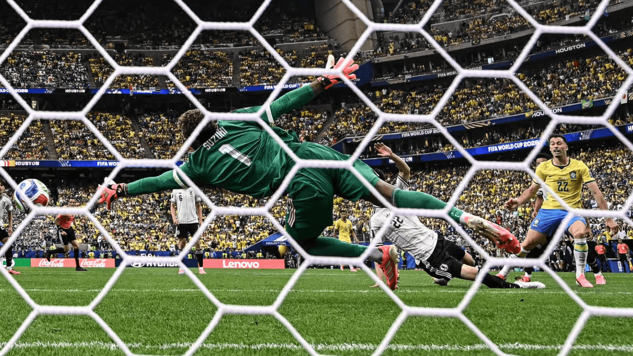 Konfirmohen tri përballjet e para të 1/8 së finales në Kupën e Botës