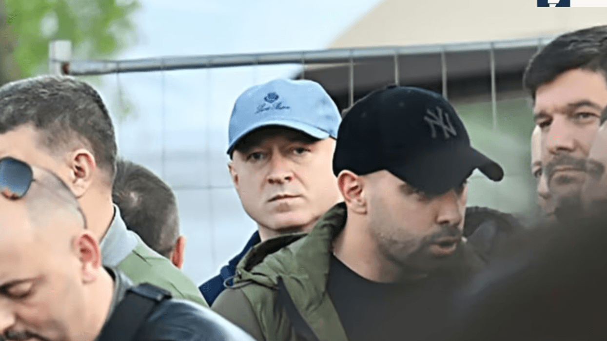 Fotografi, emra dhe gjurmë deri te Xhandarmëria: Kush lidhet me sigurimin e Vesellinoviqit dhe Radoiçiqit?