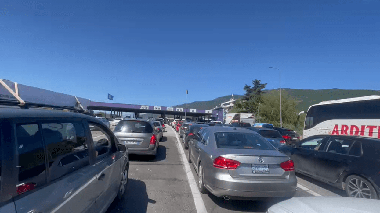 Mbi 11 mijë qytetarë të Kosovës hyjnë në Shqipëri në vetëm katër orë