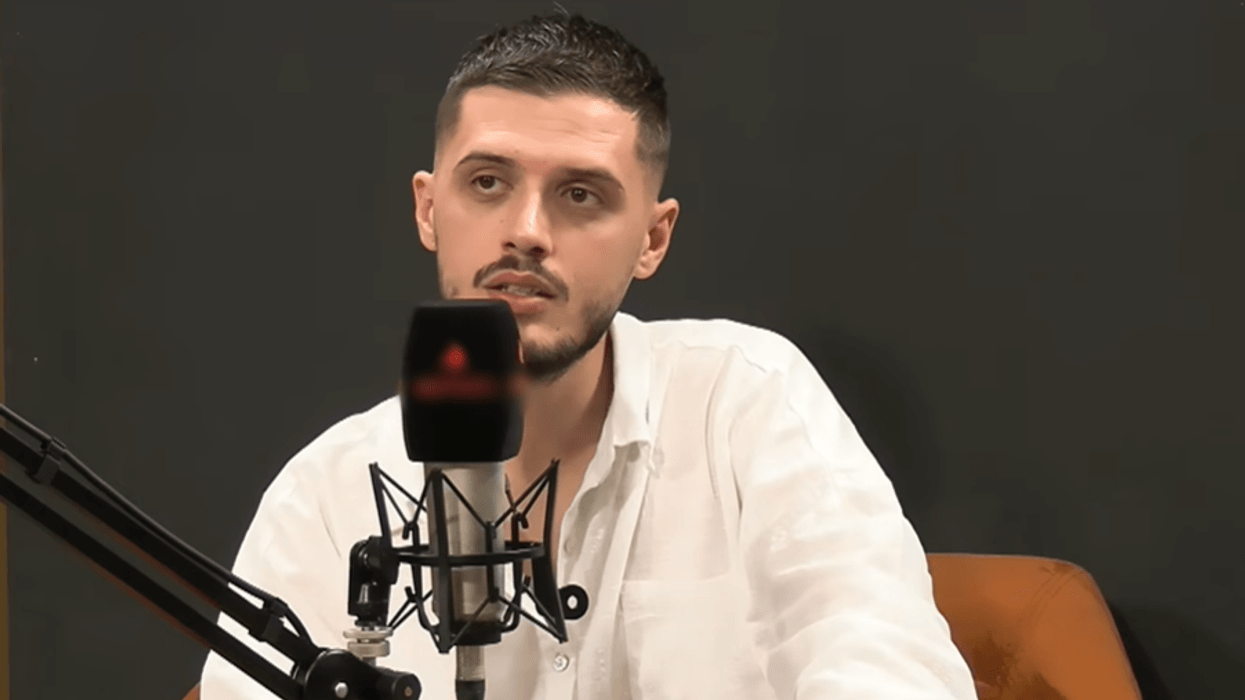 “Na hodhën bombën mbi shtëpi", Bardhi flet për periudhën e vështirë në jetë