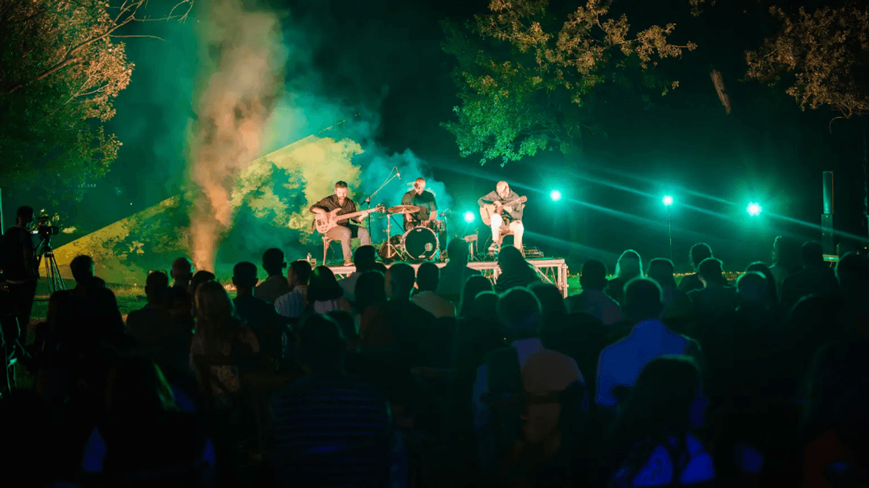 Crossroads Fest 2026 mbyllet në Han të Elezit pas katër ditësh art, muzikë dhe aktivitete kulturore
