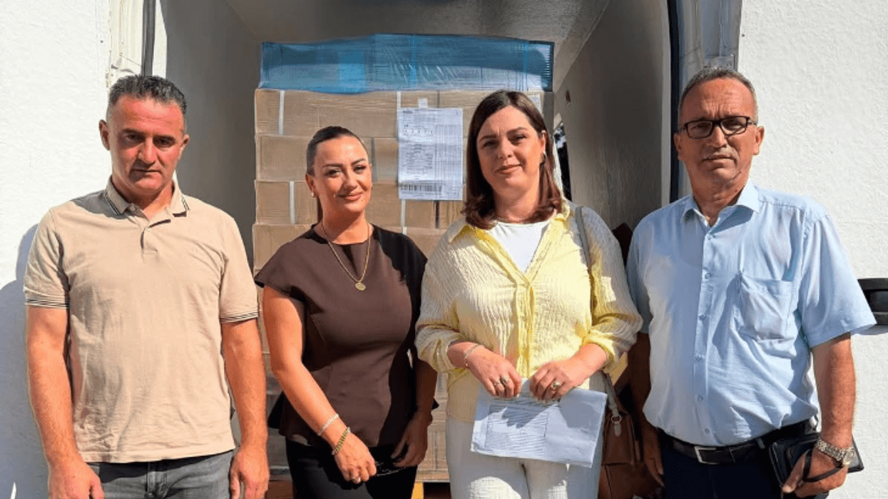 Ndihmohen 300 familje në nevojë në Gjilan