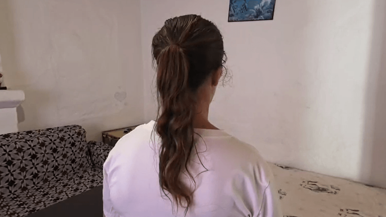 Flasin prindërit e njërës prej vajzave që rrahën 17-vjeçaren në Fier: Ajo ka nevojë për trajtim