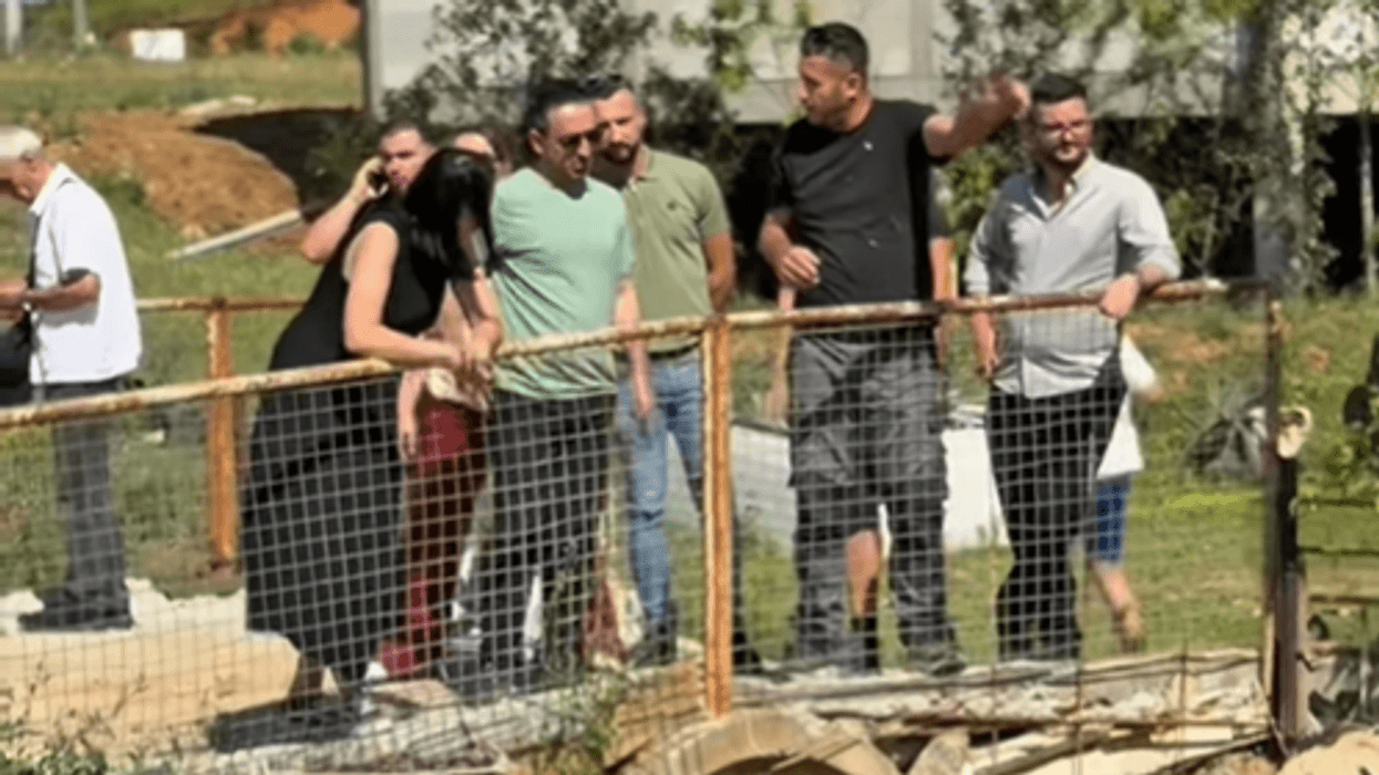 Ministrat vizituan fshatin Sojevë, kërkojnë zgjidhje për vërshimet e përsëritura