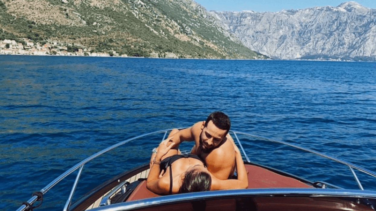 Momente romantike mes Capital T dhe Adrola Dushit nga pushimet Momente romantike mes Capital T dhe Adrola Dushit nga pushimet