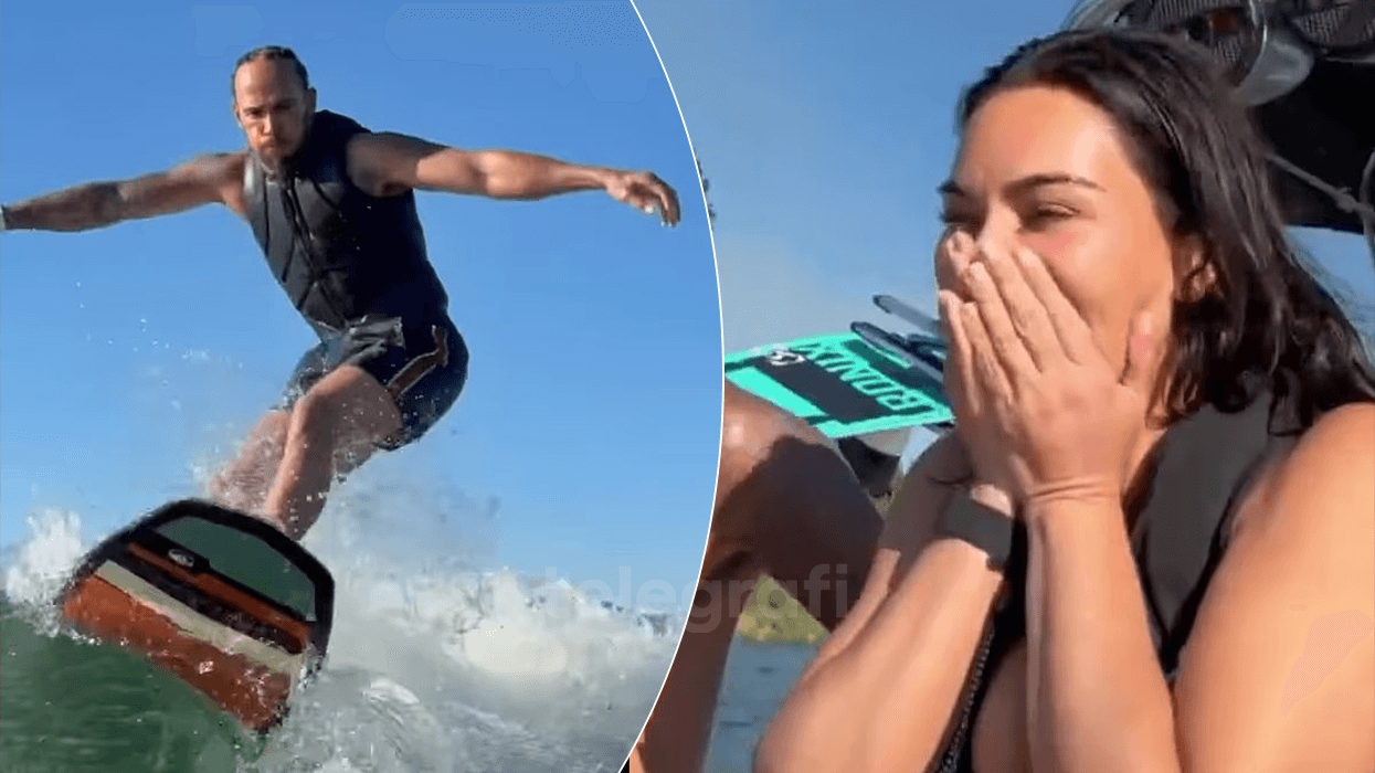 Kim Kardashian nuk i fsheh emocionet, brohoret për Lewis Hamilton gjatë aventurës në ujë Kim Kardashian nuk i fsheh emocionet, brohoret për Lewis Hamilton gjatë aventurës në ujë