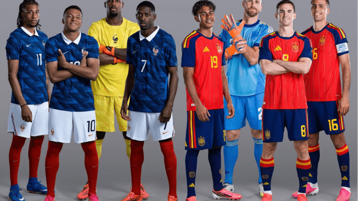 FIFA publikon listën e flamujve të ndaluar për gjysmëfinalen Francë – Spanjë FIFA publikon listën e flamujve të ndaluar për gjysmëfinalen Francë – Spanjë
