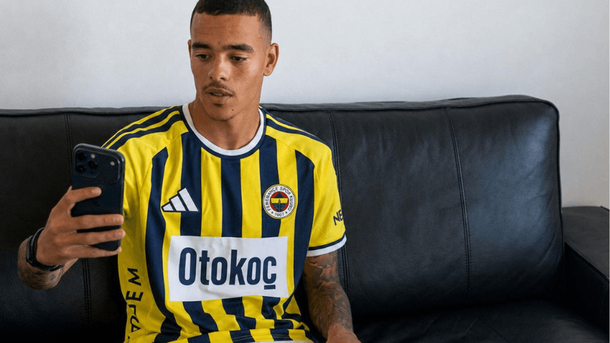 Zyrtare: Fenerbahçe transferon Mason Greenwoodin për një shumë marramendëse për futbollin turk Zyrtare: Fenerbahçe transferon Mason Greenwoodin për një shumë marramendëse për futbollin turk