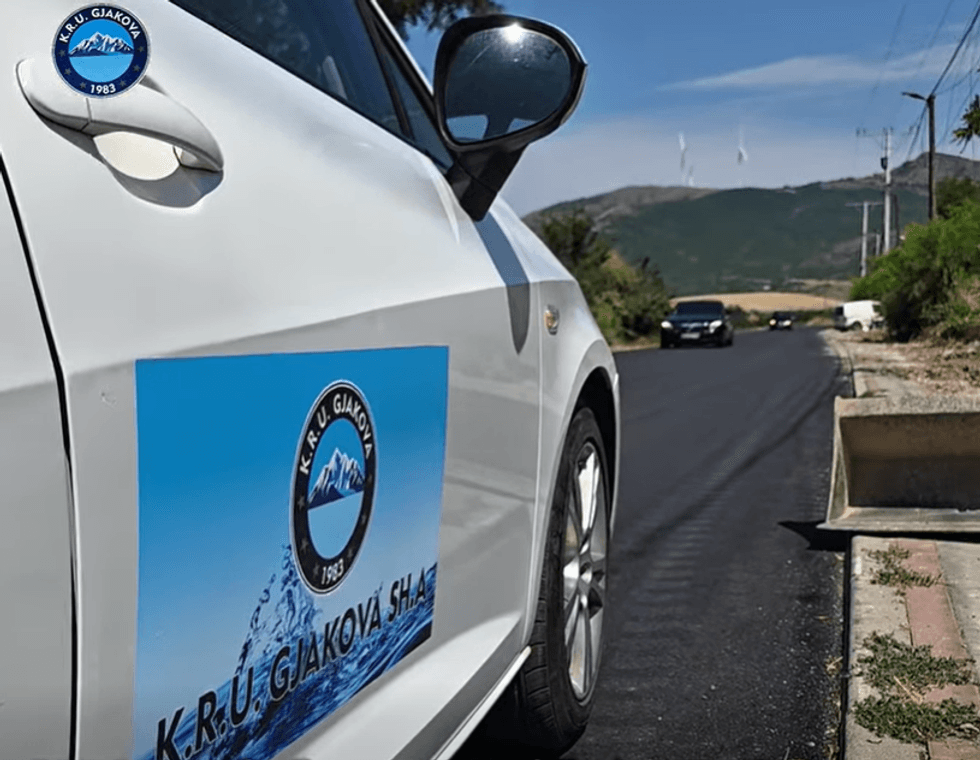 Nis rehabilitimi i rrjetit të ujësjellësit në rrugën “Tafil Zyberaj” në Rahovec