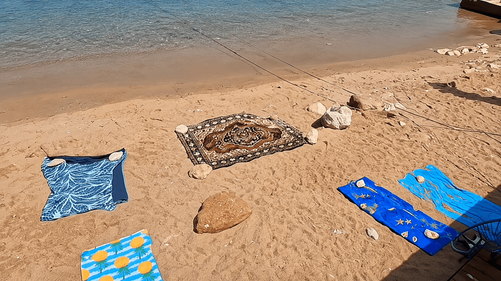“Këtu është parkuar Aladini” - shikoni si një turist rezervoi vendin në plazh