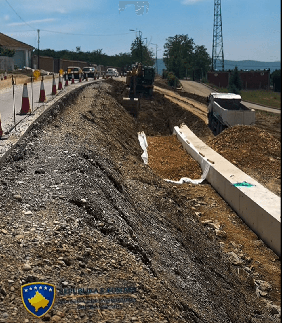 Nis sanimi i rrëshqitjes në rrugën Klinë – Gurrakoc