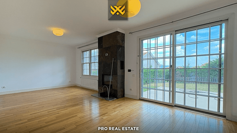 Shtëpi 264m² me qira në Fshatin Ndërkombëtar – komoditet, hapësirë dhe privatësi pranë Prishtinës #16340