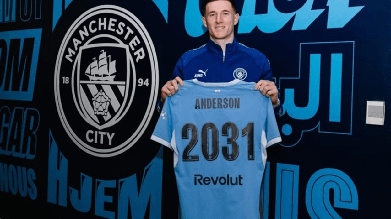 Lojtari që Manchester City nënshkroi për 134 milionë euro prezantohet nga klubi