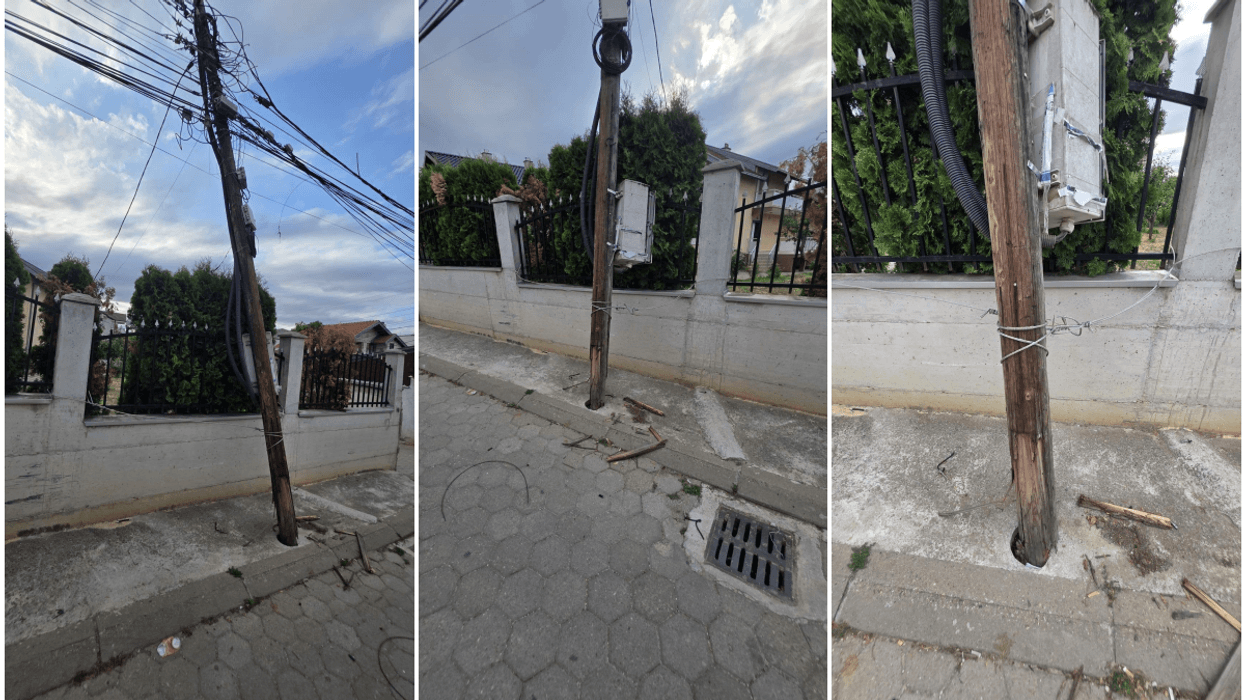 Telat e rrymës mbajnë shtyllën e dëmtuar në lagjen Arbana të Prizrenit