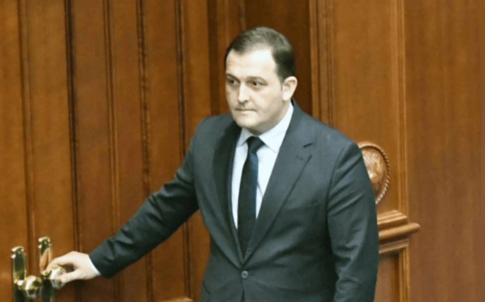 Zylfiqar Zejnulla zgjidhet ministër pa resor, përfundon riorganizimi i Qeverisë